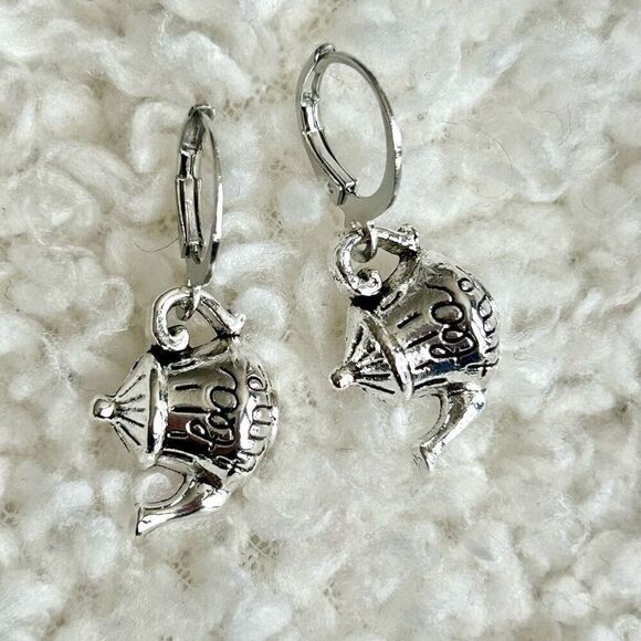 3/$15 Silver Dainty Teapot Tea Time Dangle Earrings - Picture 1 of 2